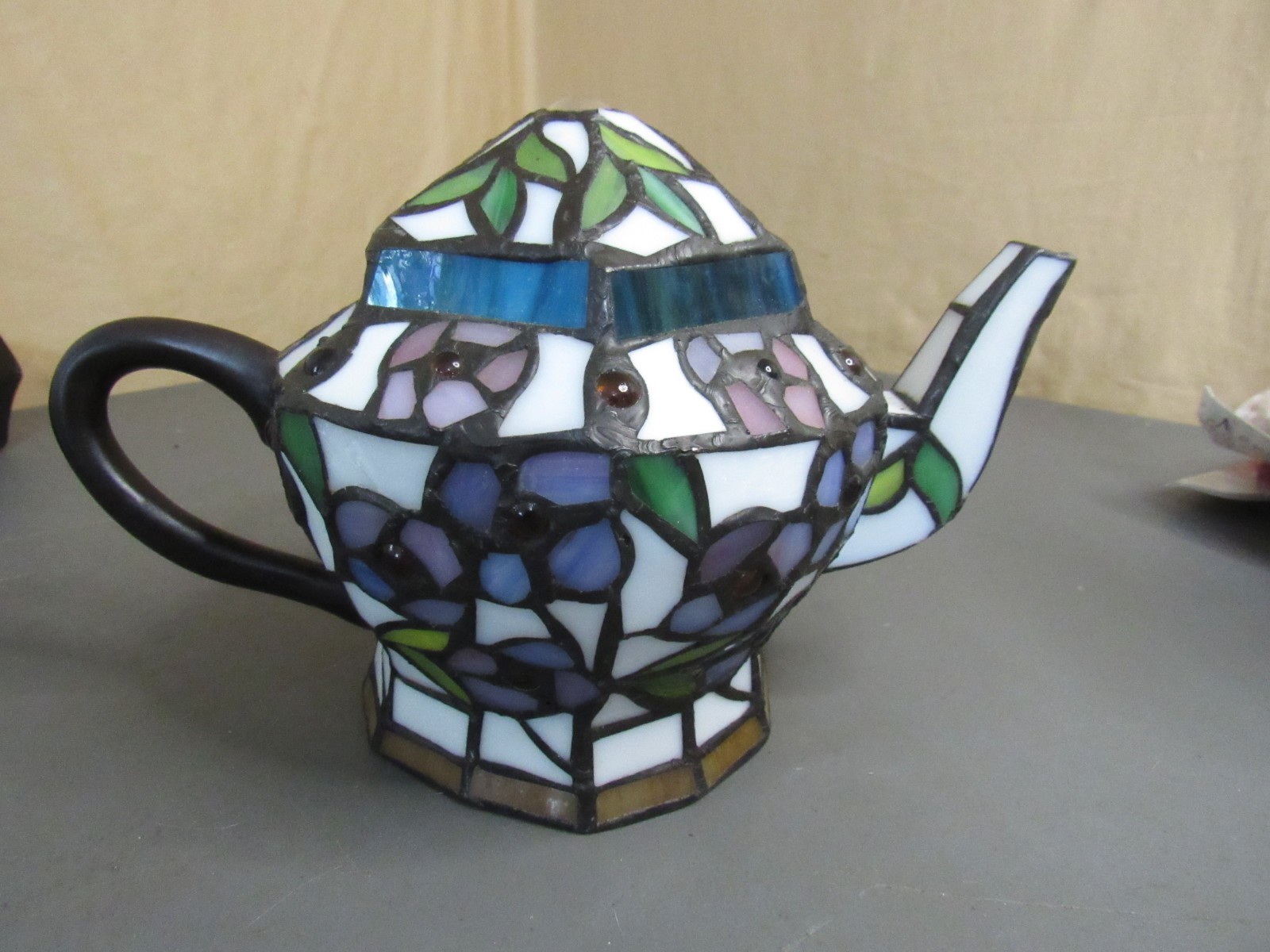 Lavish Home Teapot Lamp-Tiffany Style Stained Glass 7"X10" gallery