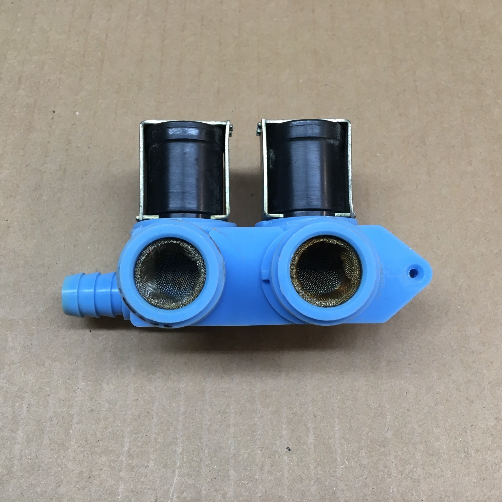 Whirlpool Kenmore KitchenAid & Others Washer Water Inlet Valve 285805 (3952164) gallery
