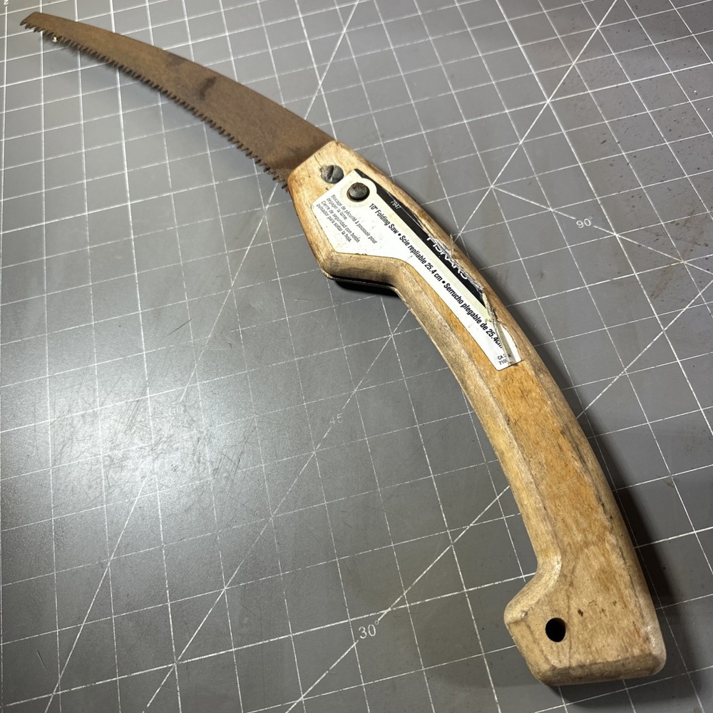 FISKARS 10” FOLDING BLADE TREE PRUNING SAW #7947 WOOD HANDLE & SAFETY BUTTON