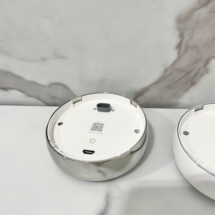 Google Nest Learning Thermostat 3rd Gen-(white/black/Steeles /polished)-USED gallery