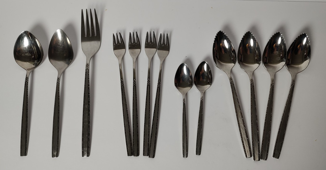 Oneida Via Roma Community Stainless Flatware Lot of 12 Misc Pieces gallery