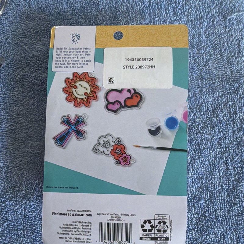 Hello Hobby Paintable Plastic Suncatchers Set w/ Primary Color Suncatcher Paints gallery