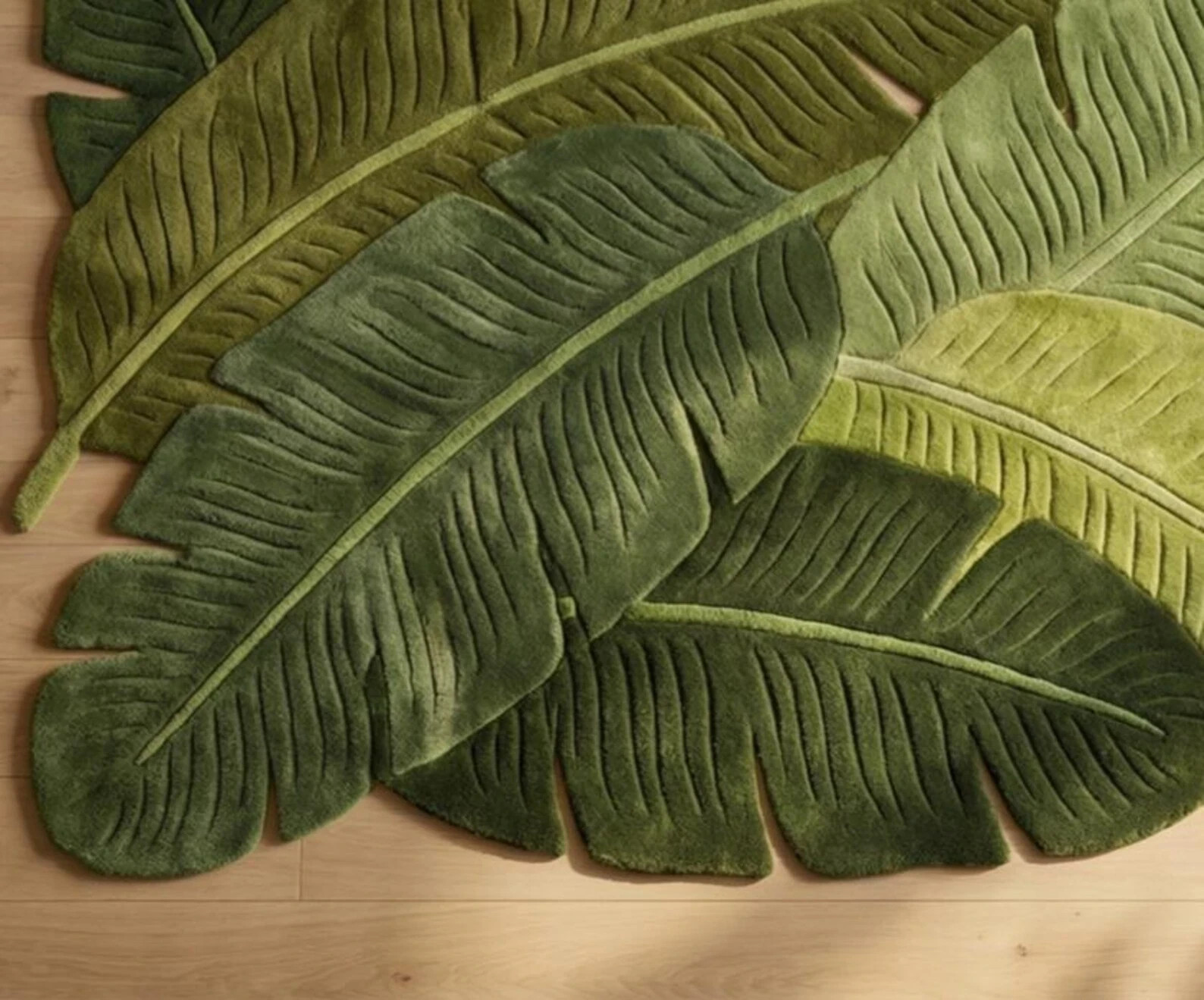 Hand Tufted Green Leaf Shape Wool Rug | Tropical Botanical Modern Area Carpet gallery