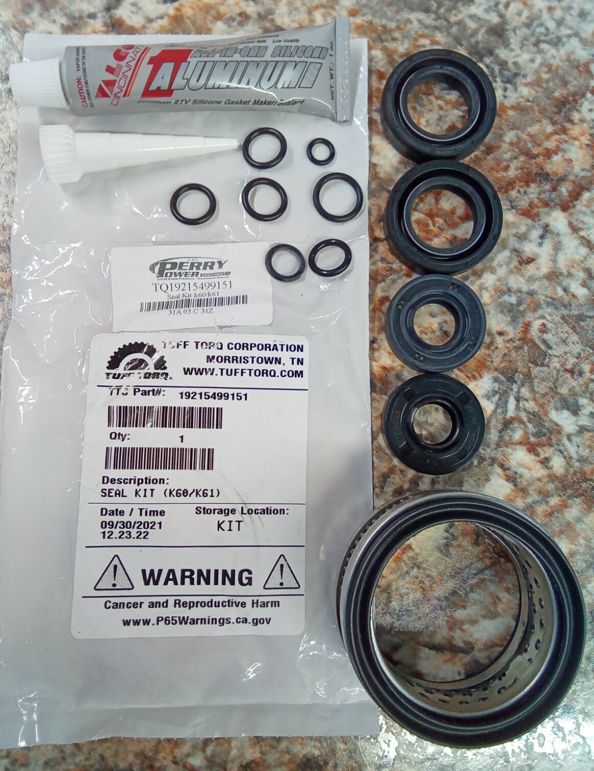 New Genuine OEM Tuff Torq Transmission Seal Service Kit 19215499151 for K60 K61 gallery