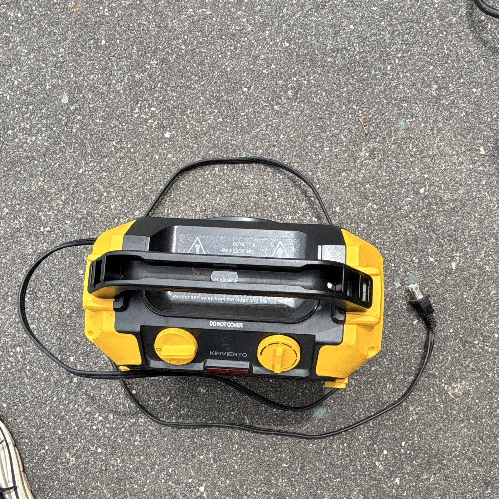 KIMUENTO WSH1500 Portable Ceramic Forced-Air Fan Heater 1500W 120V Black/Yellow gallery