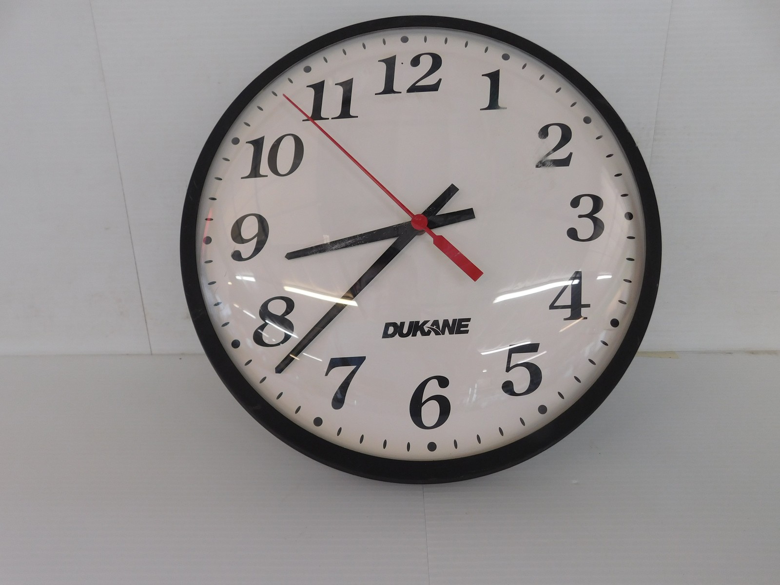 DUKANE MODEL 24SC12R-SPL SMART CLOCK WALL CLOCK (BSJ15) gallery