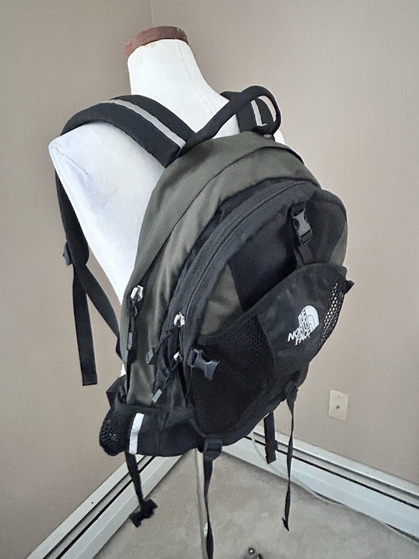 The North Face Recon  Backpack, Olive Green/ Black 3