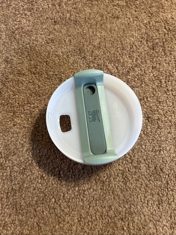 Stanley Plastic Container Lid White Grey Solid Color Replacement 40 oz gallery