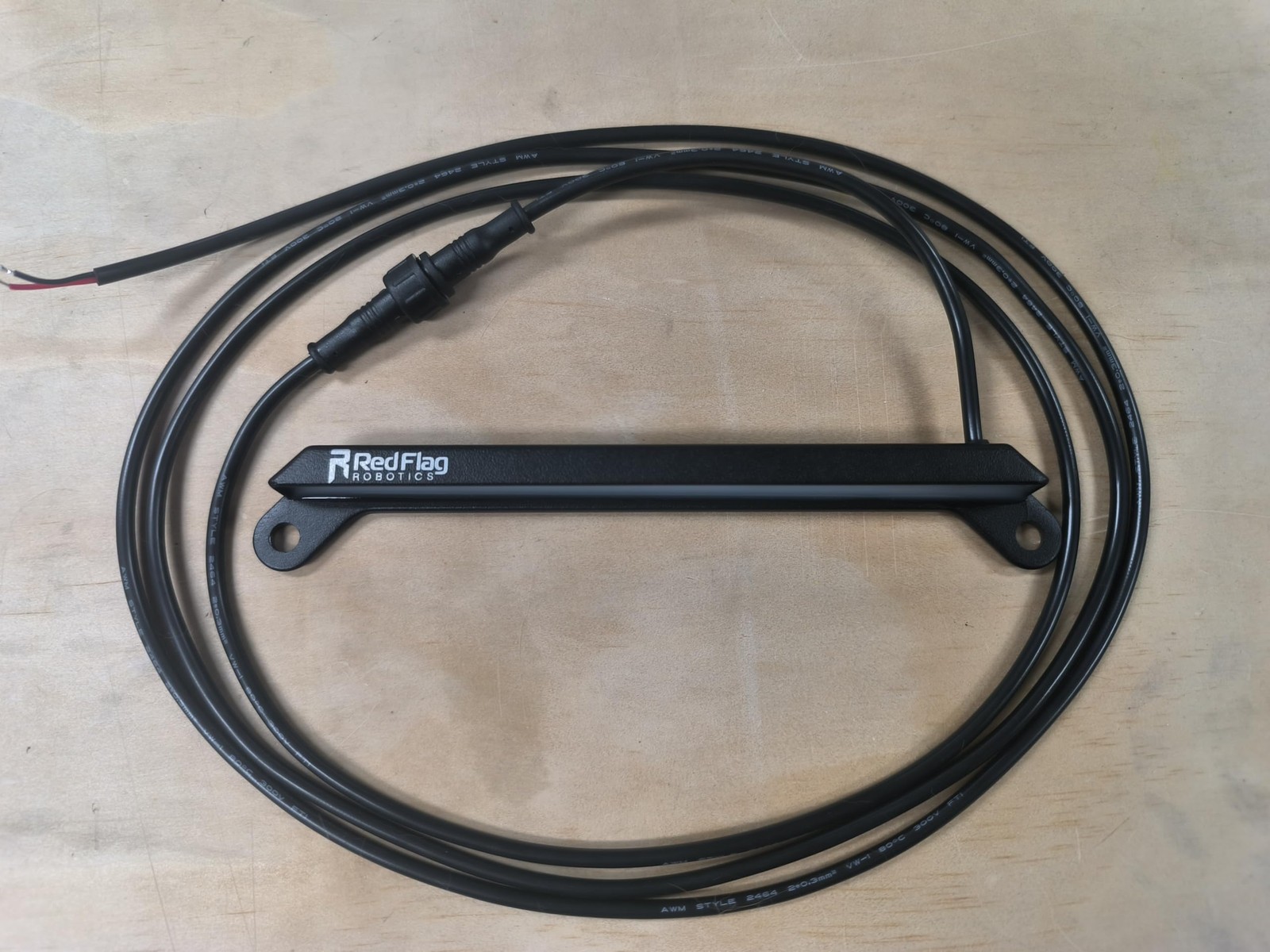 Universal license plate light 12V 100mA with waterproof connector and 86 in lead gallery