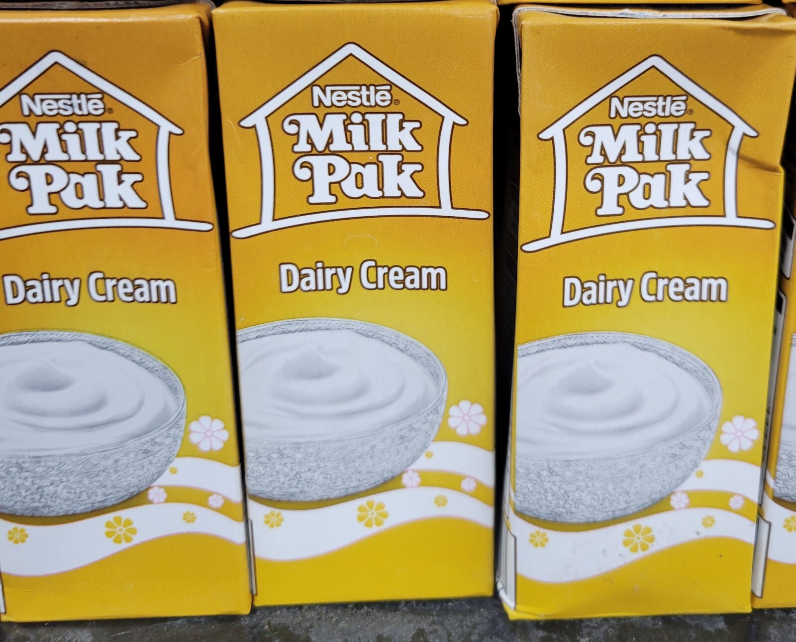 Nestle Milk Pak Dairy Cream 200ml (Pack Of 6) Expiry July 2026 gallery