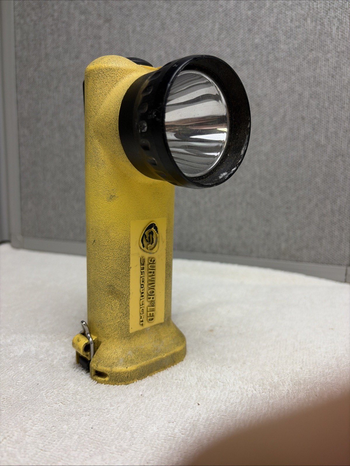 Streamlight Survivor Flashlight Yellow Black Durable Plastic Emergency Light gallery