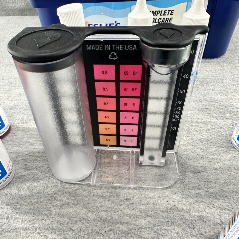 LESLIE'S / TAYLOR - Complete DPD Poolcare Test Kit E2012 (C) gallery