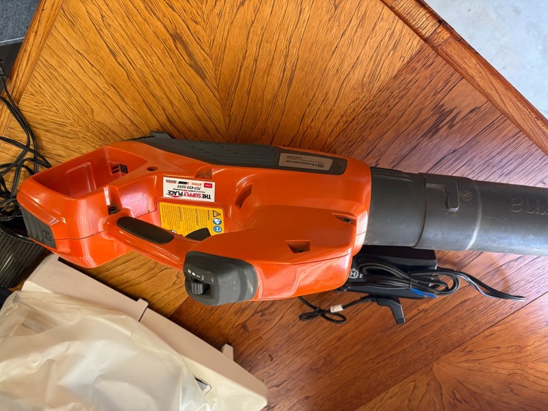 Husqvarna Battery powered includes battery gallery