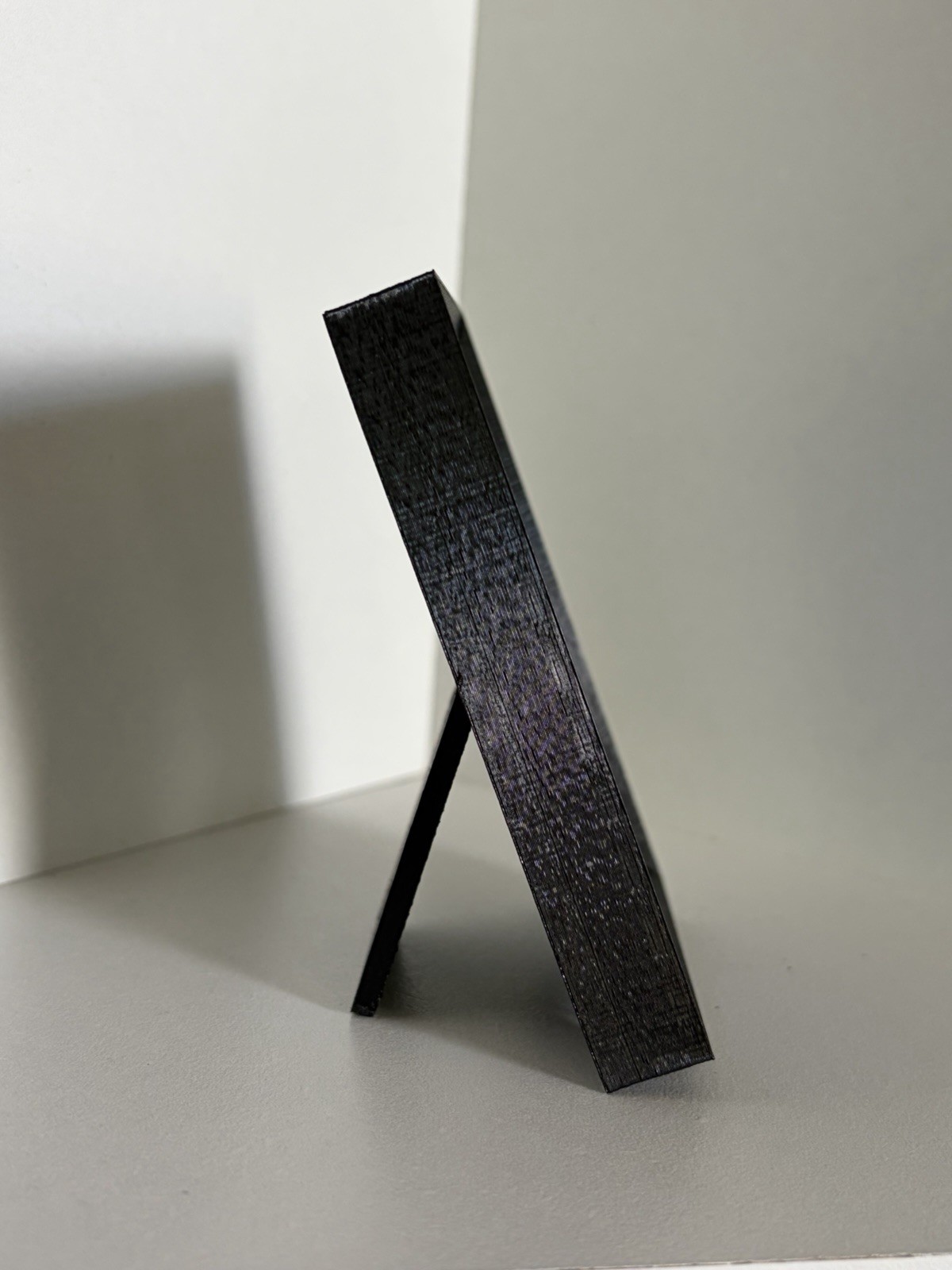 Custom 3D Printed ACEO Display Frame Black | Fits Standard 2.5x3.5 ACEOs gallery