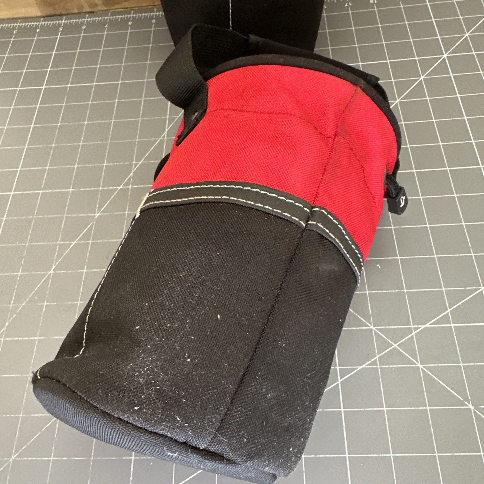 Husky Utility Sack Tool Bag 5 in. 10 Pocket gallery