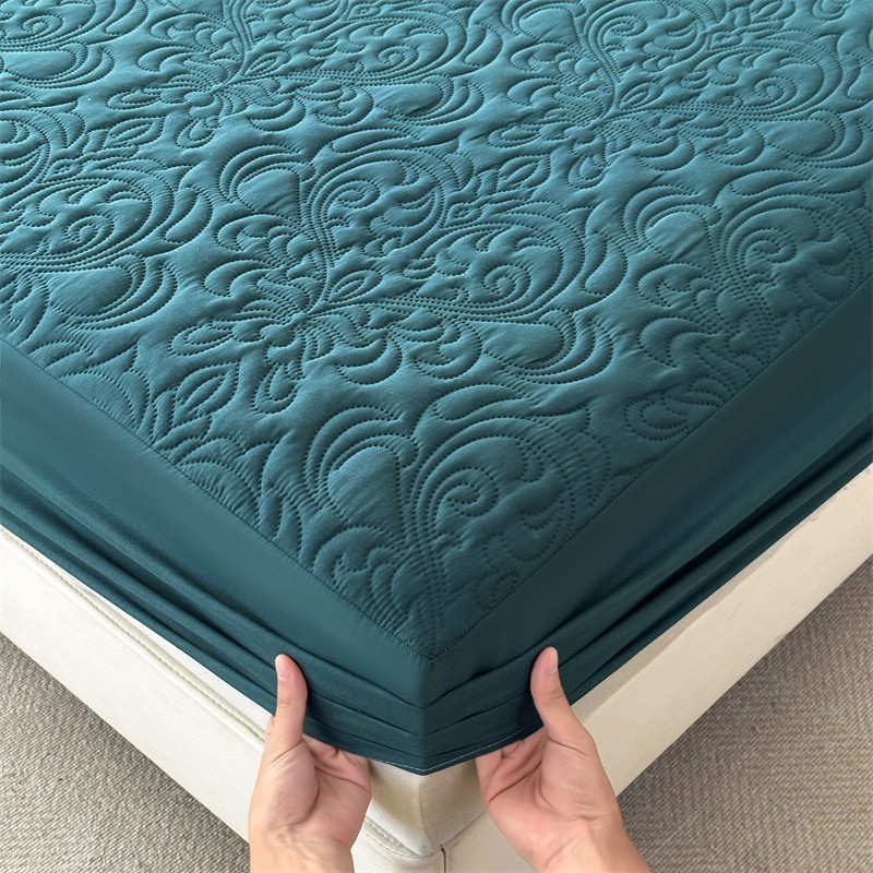 Waterproof Mattress Protector Soft and Breathable Quilted Mattress Cover gallery