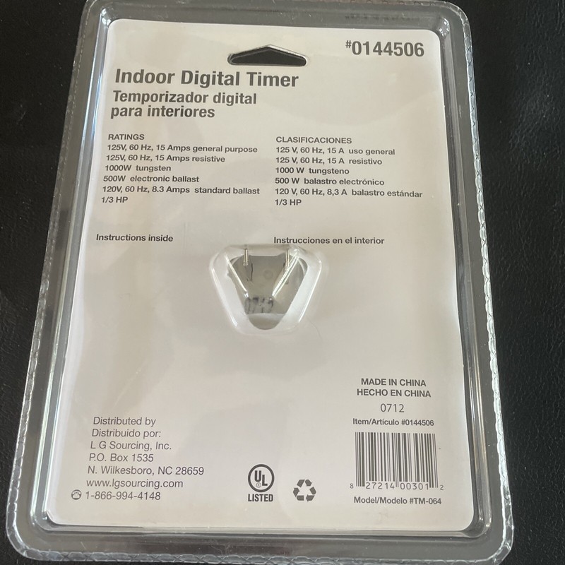 UTILITECH Digital Indoor Timer 24 Hour Repeating Cycle 125V/60Hz/15amp 0144506 gallery