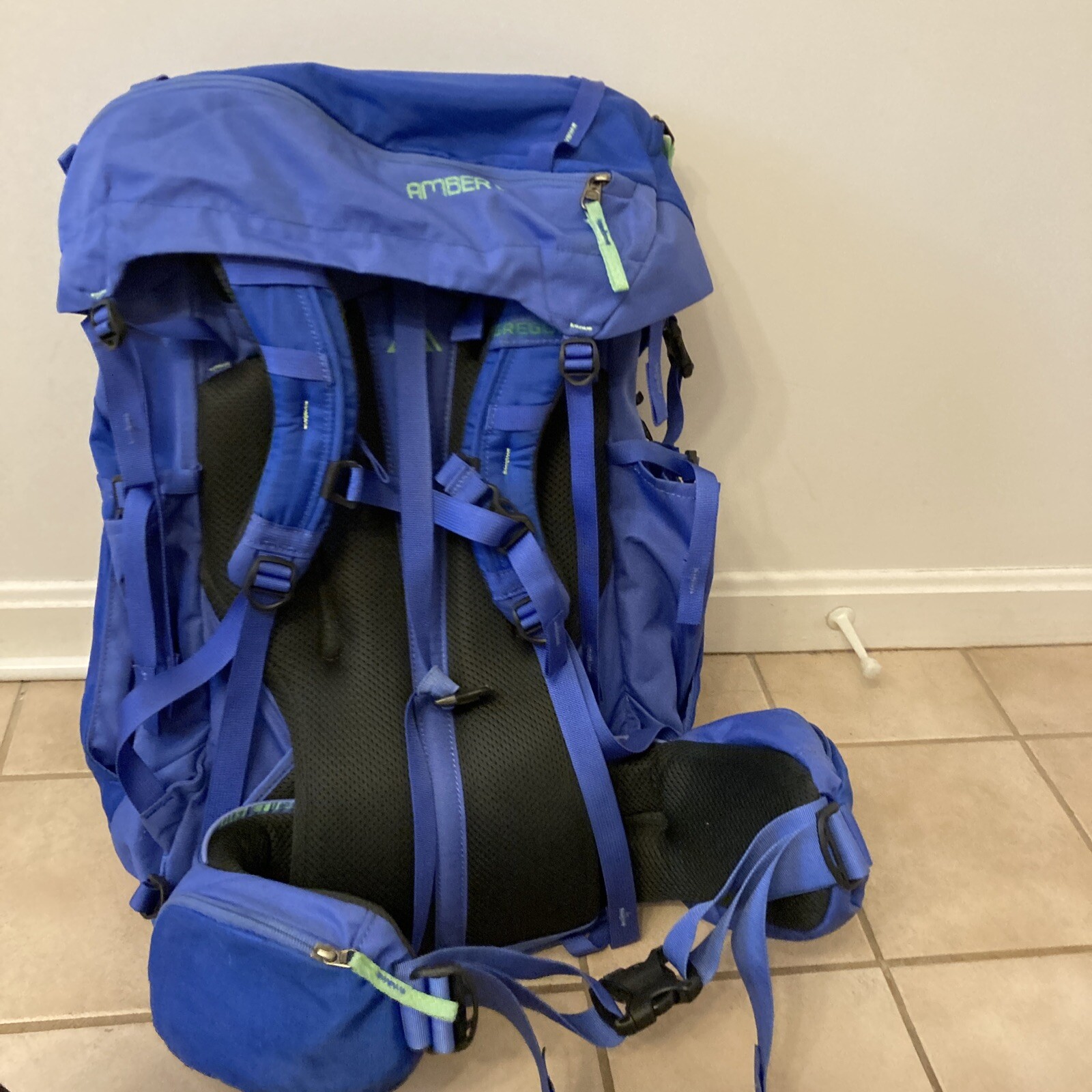 Gregory Amber 60L Backpack Blue with Internal Frame READ 5