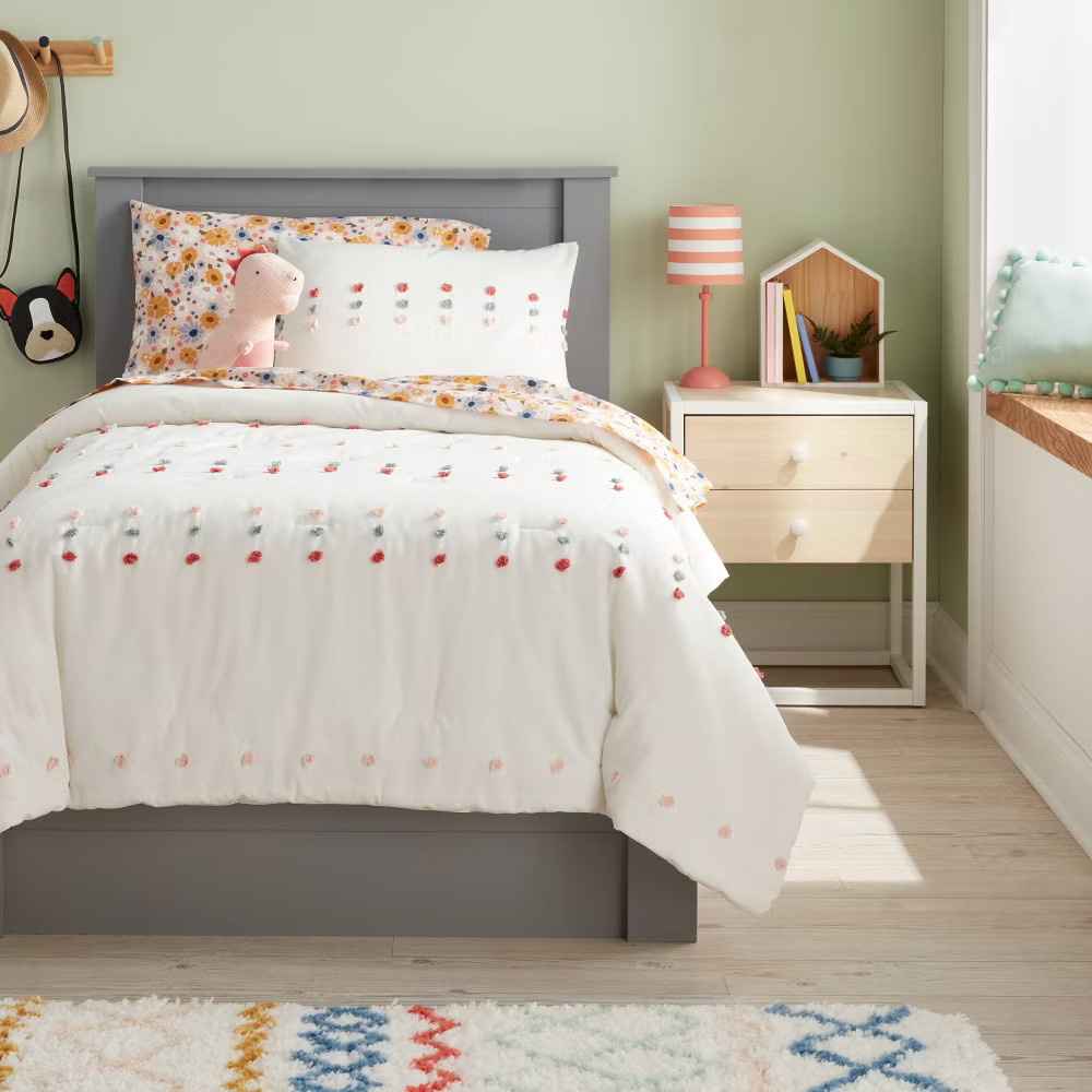 Twin Pom Comforter Set Cream - Pillowfort gallery