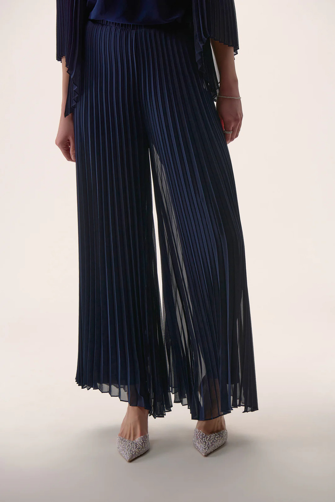 Joseph Ribkoff Midnight Blue Pleated Pull On Wide Leg Pants 254724 gallery