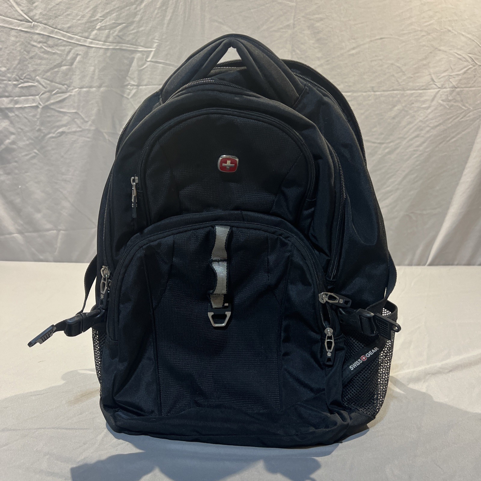 Pre Owned Swiss Gear Back Pack  2