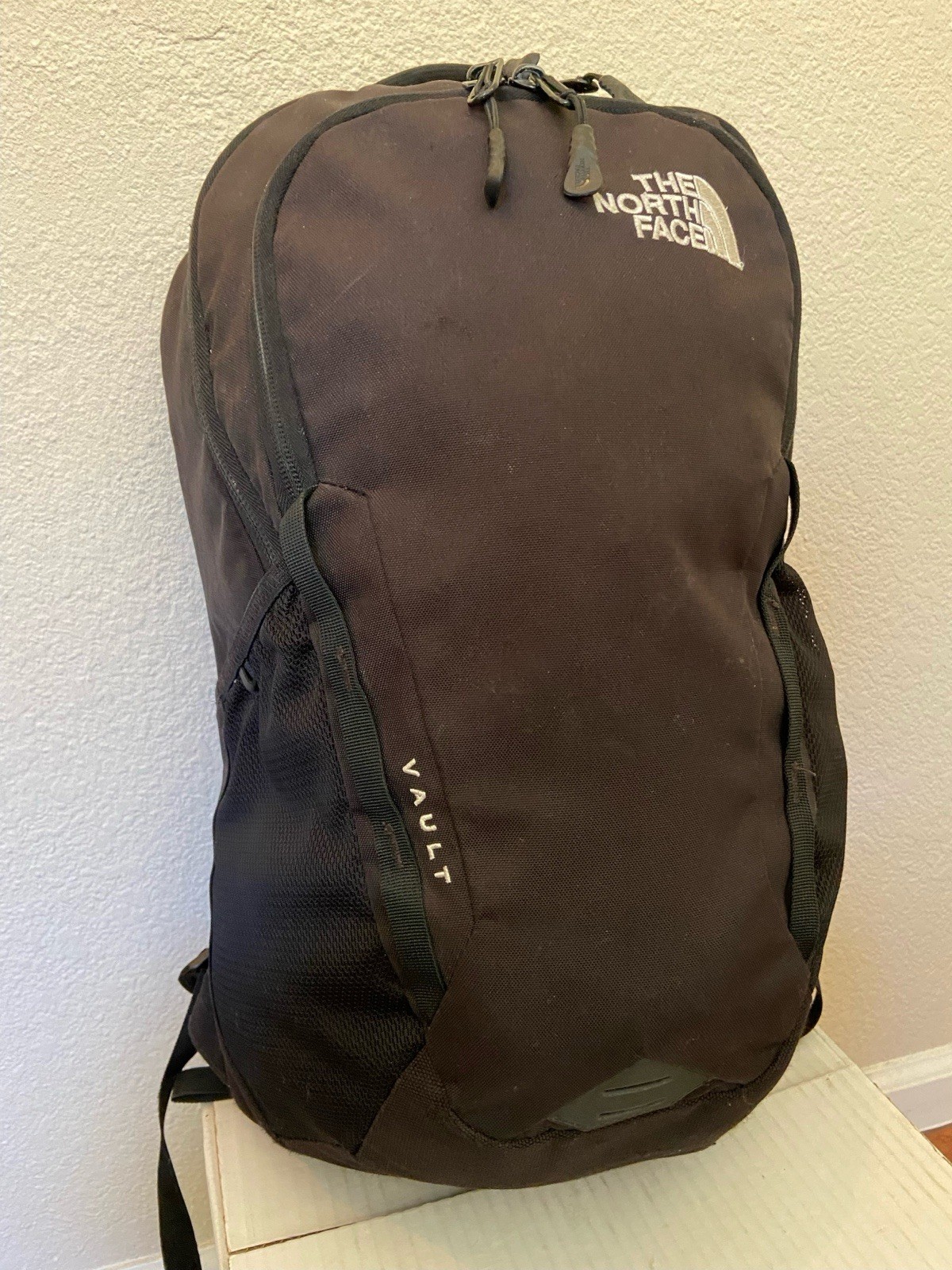 The North Face Vault Backpack Day Pack Black One Size