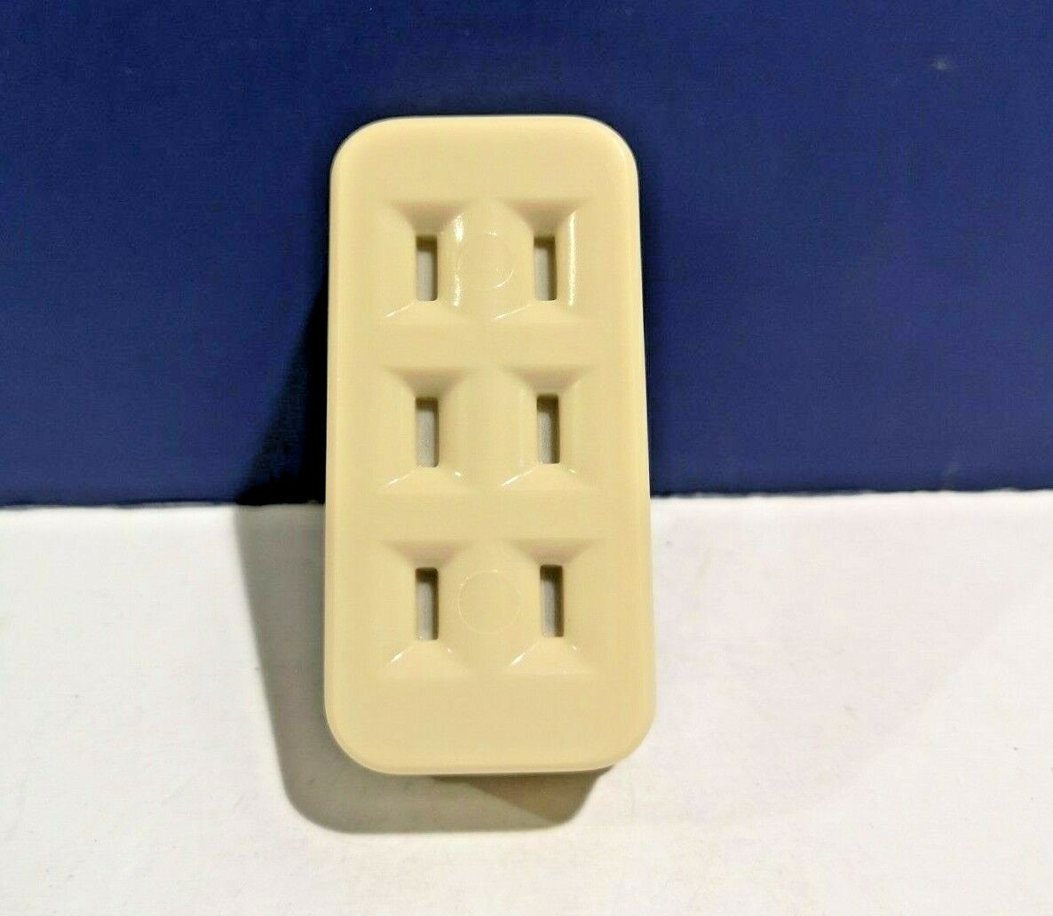 LEVITON IVORY 3-Outlet Plug-In RECEPTACLE Tap 10A 250V 15A 125V UL NEW 62-I gallery