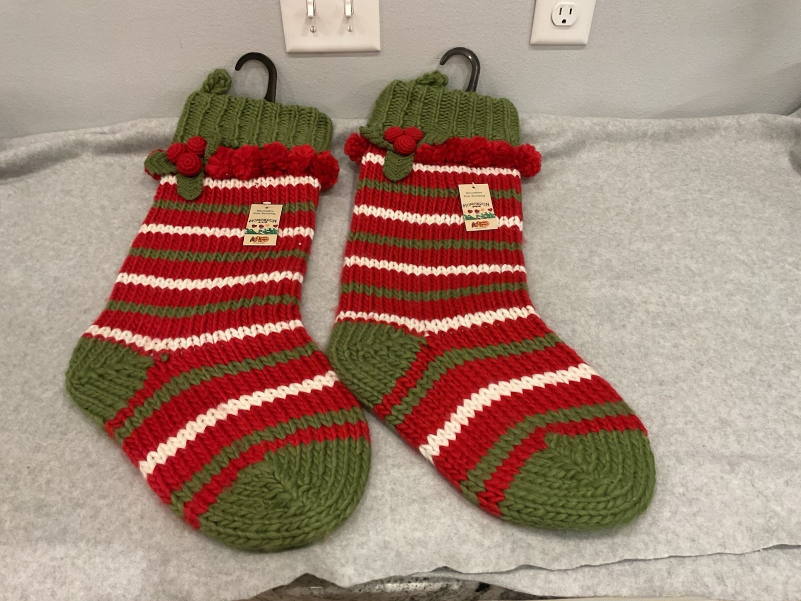 NWT Cracker Barrel Knitted Mistletoe Pom Pom Stockings Christmas Stocking Set 2 gallery