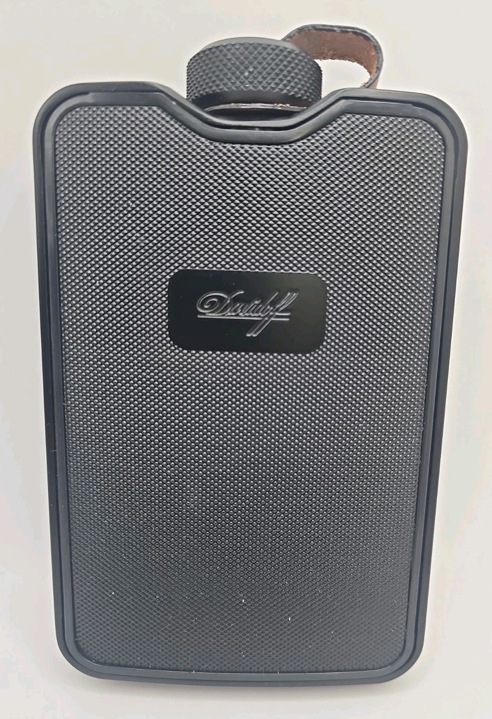 Davidoff Branded Flask with Built in Cigar Holders Black gallery