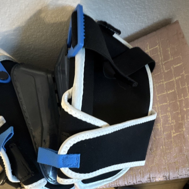 HART Hardshell Knee Pads Adjustable Black Gray Blue White Adults Protective Gear gallery