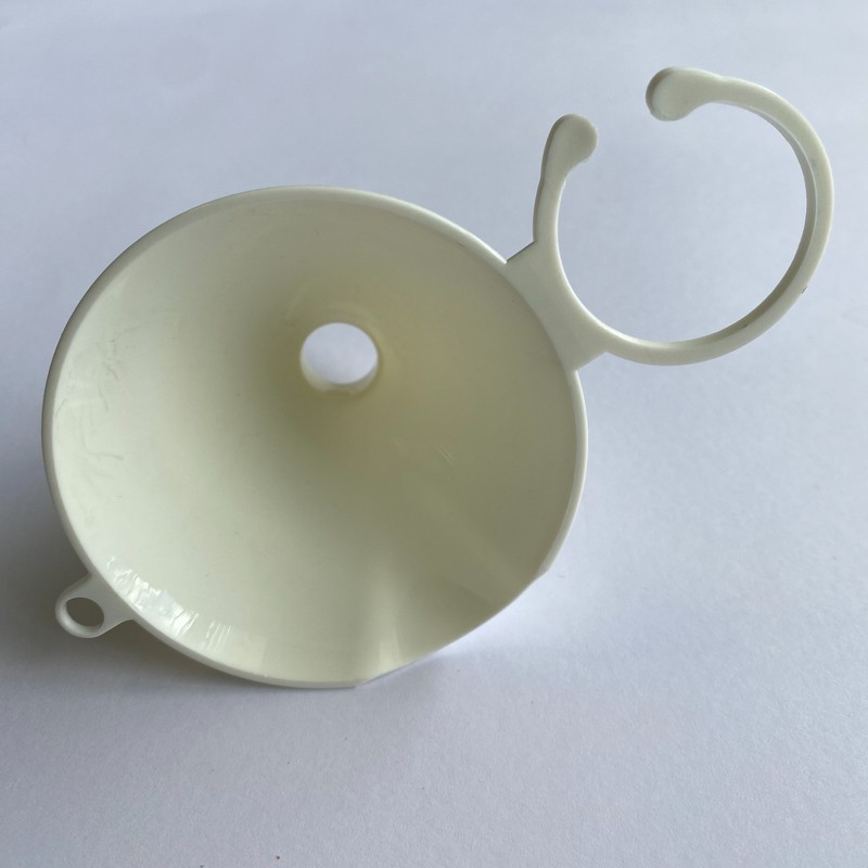 Threaded Screw-On Funnel White – Fits 16oz & 32oz Bottles Dual Thread 28mm/24mm gallery