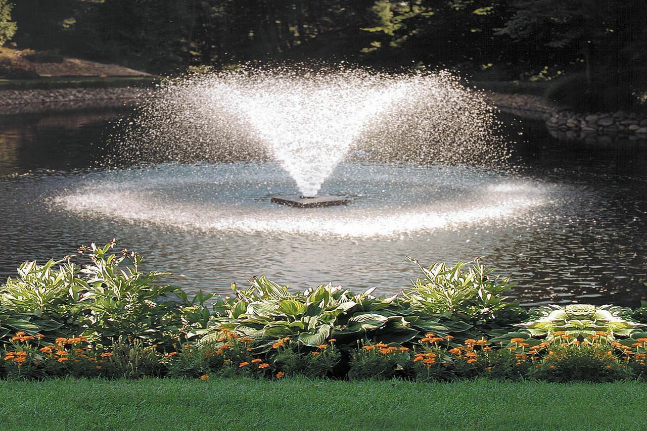 Scott Aerator DA - 20 Display Pond Aerator Fountain 1 1/2 HP 230V With 175 ft. gallery