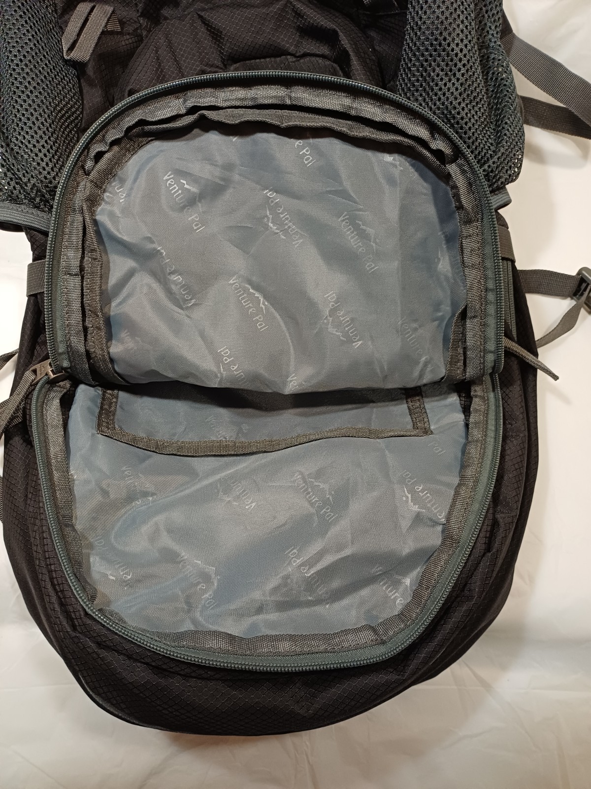 Venture Pal Field Operations 40L black backpack Tactical Bag 5