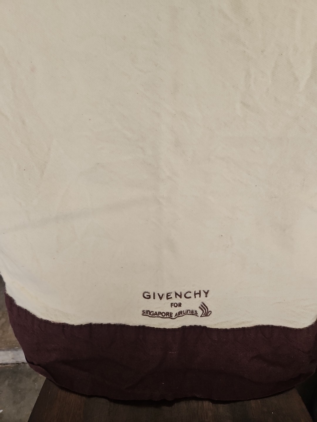 Givenchy Singapore Airlines First Class Wool Blend Blanket 52x70 PREOWNED gallery