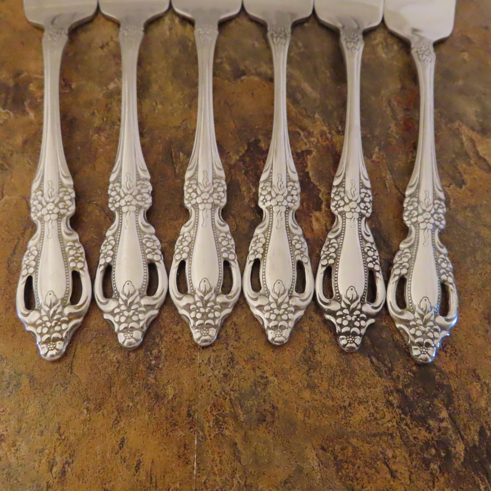 Oneida Raphael Set 6 Salad Forks Distinction Deluxe Stainless Flatware Lot G gallery