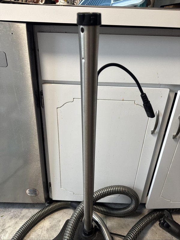 Rainbow E Series E2 Single Speed Vacuum Cleaner- Tested /Working gallery