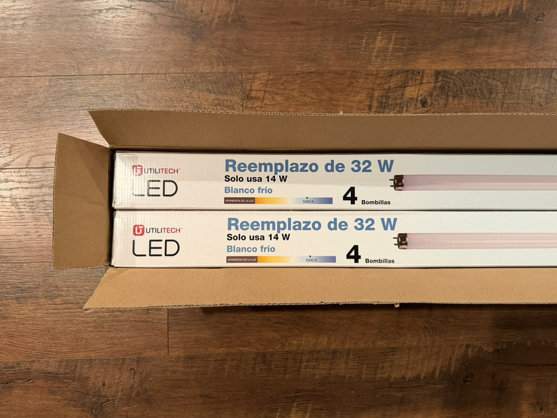 Utilitech 32W 48-inch T8 Replacement LEDs - Cool White - 5000K - 0852826 gallery