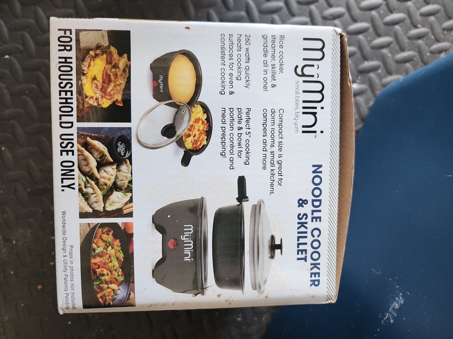 MY MINI NOODLE COOKER & SKILLET Blackberry 5" skillet 260 Watts Non Stick NEW gallery