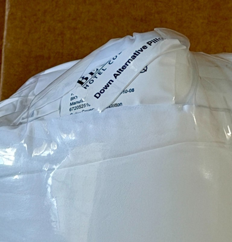 Beckham Hotel Collection King Down Alternative Single Pillow New No Box gallery