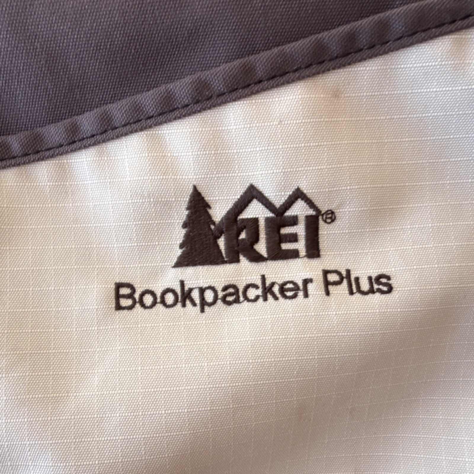 REI Bookpacker Plus Hiking Backpack Beige Black Adjustable Padded Mesh Pocket 3