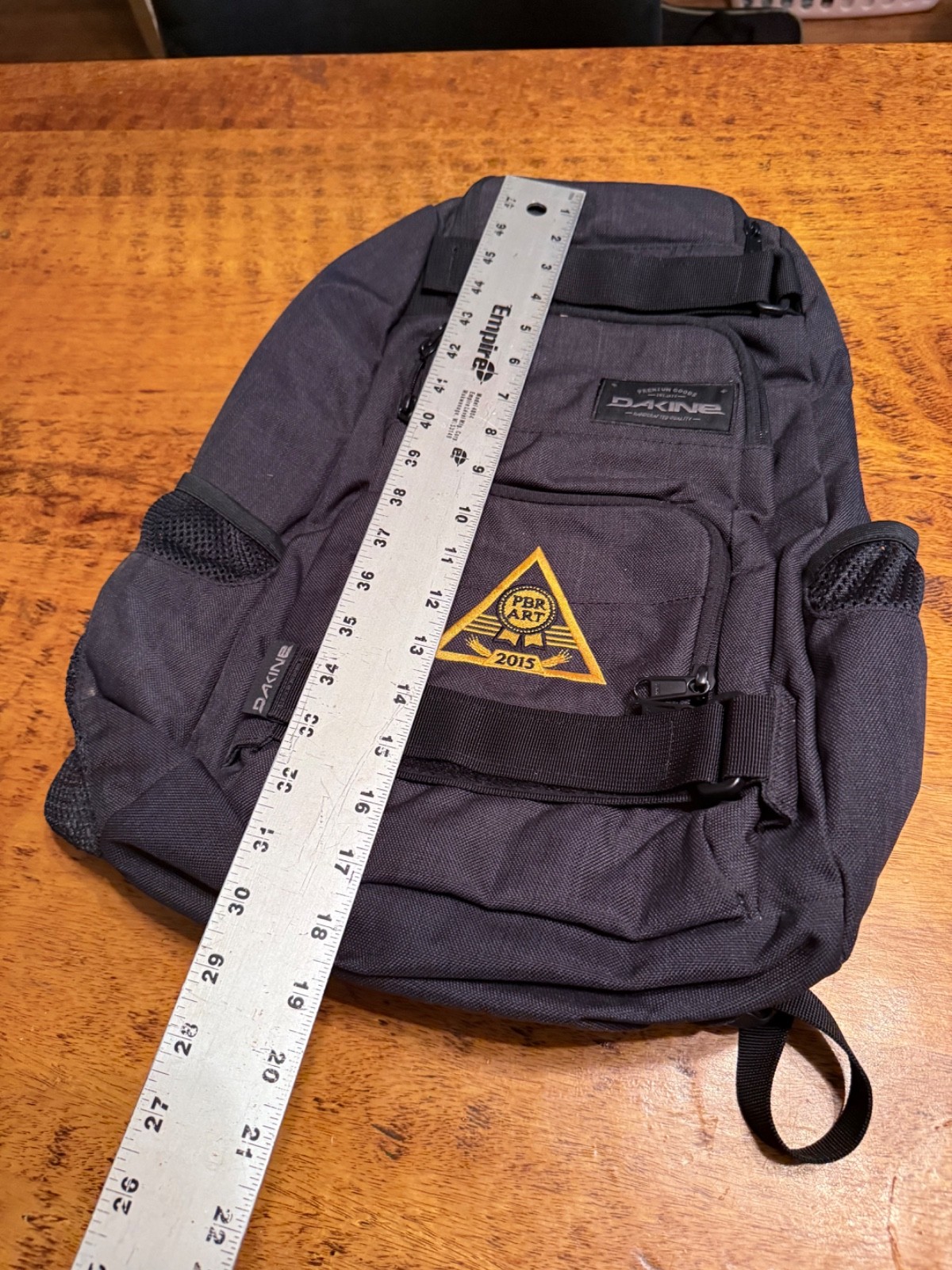 Dakine Jewel 26L backpack | black | P2 3