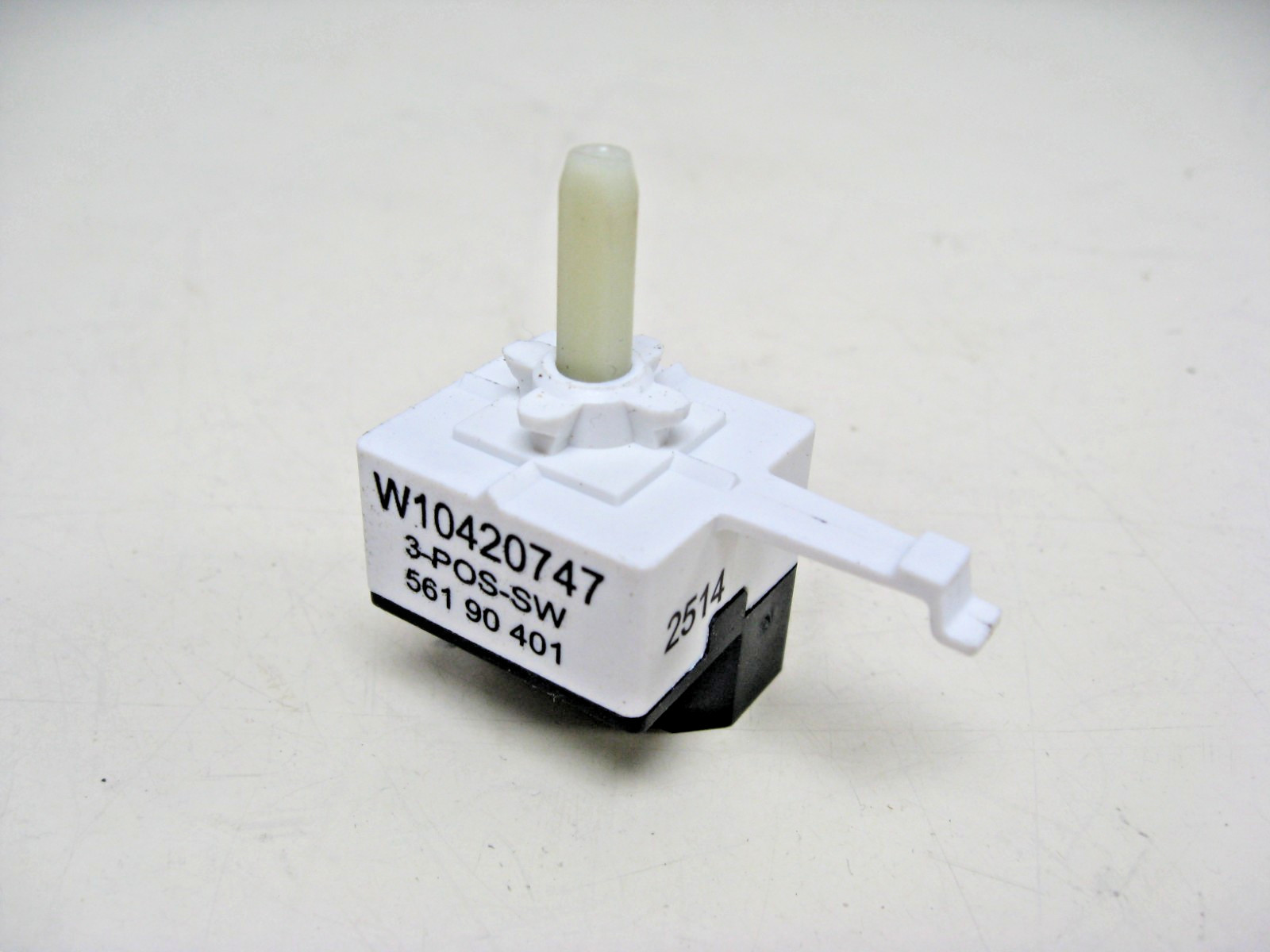 Maytag Dryer Selector Switch W10420747 New Open Box gallery