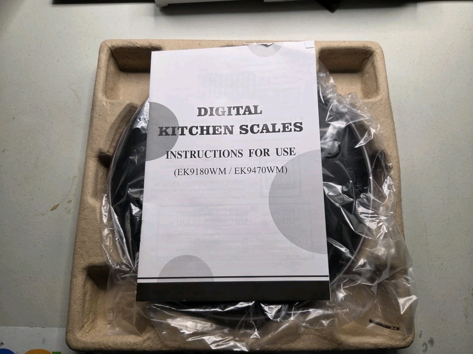MAINSTAYS DIGITAL RED GLASS Food SCALE - WEIGHS UP TO 11 LBS. (5 kg) LCD DISPLAY gallery