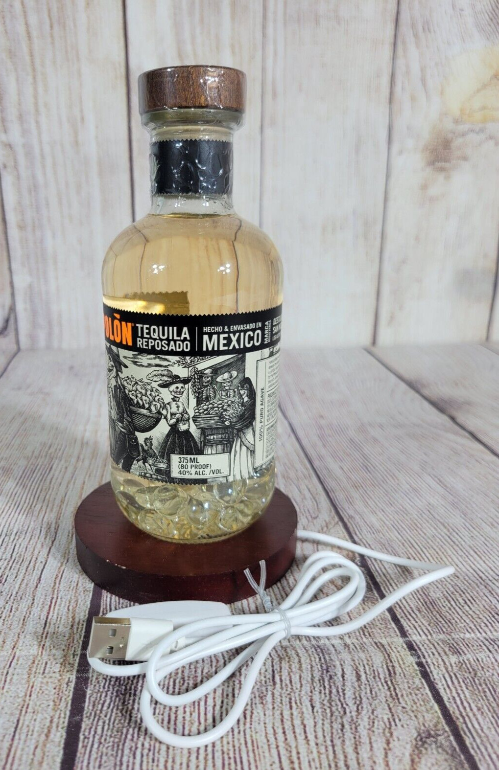 ESPOLON Tequila Reposado 375ml Color-Changing LED/USB Accent Lamp gallery