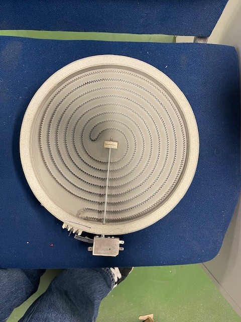 OPEN BOX FROM NEW SHARP ELECTRIC RANGE ELEMENT PART NUMBER 9KL17471100004345 gallery