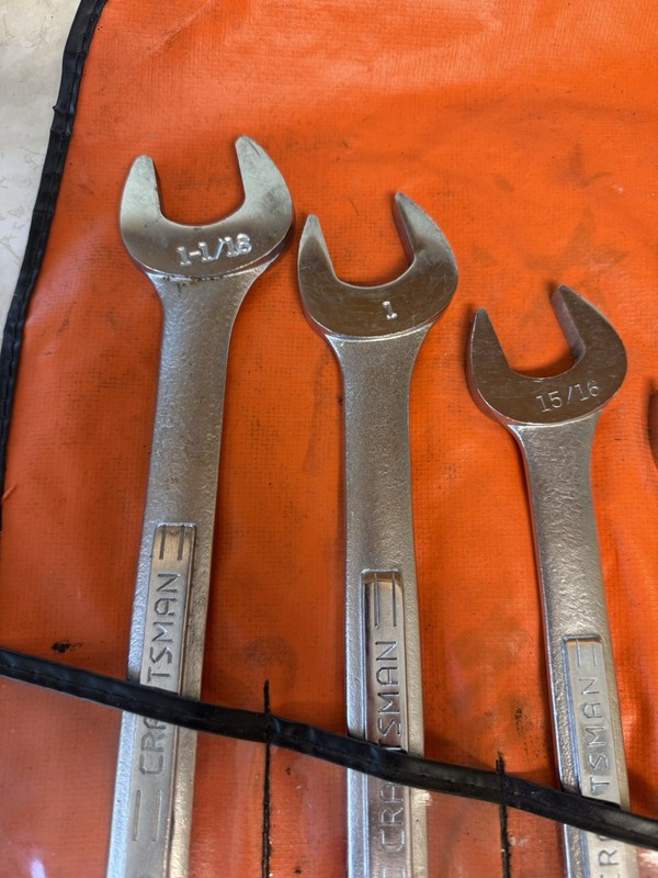 Craftsman Industrial 15 Piece Combination 12 Point Wrench Set 1/4"-1-1/16" gallery
