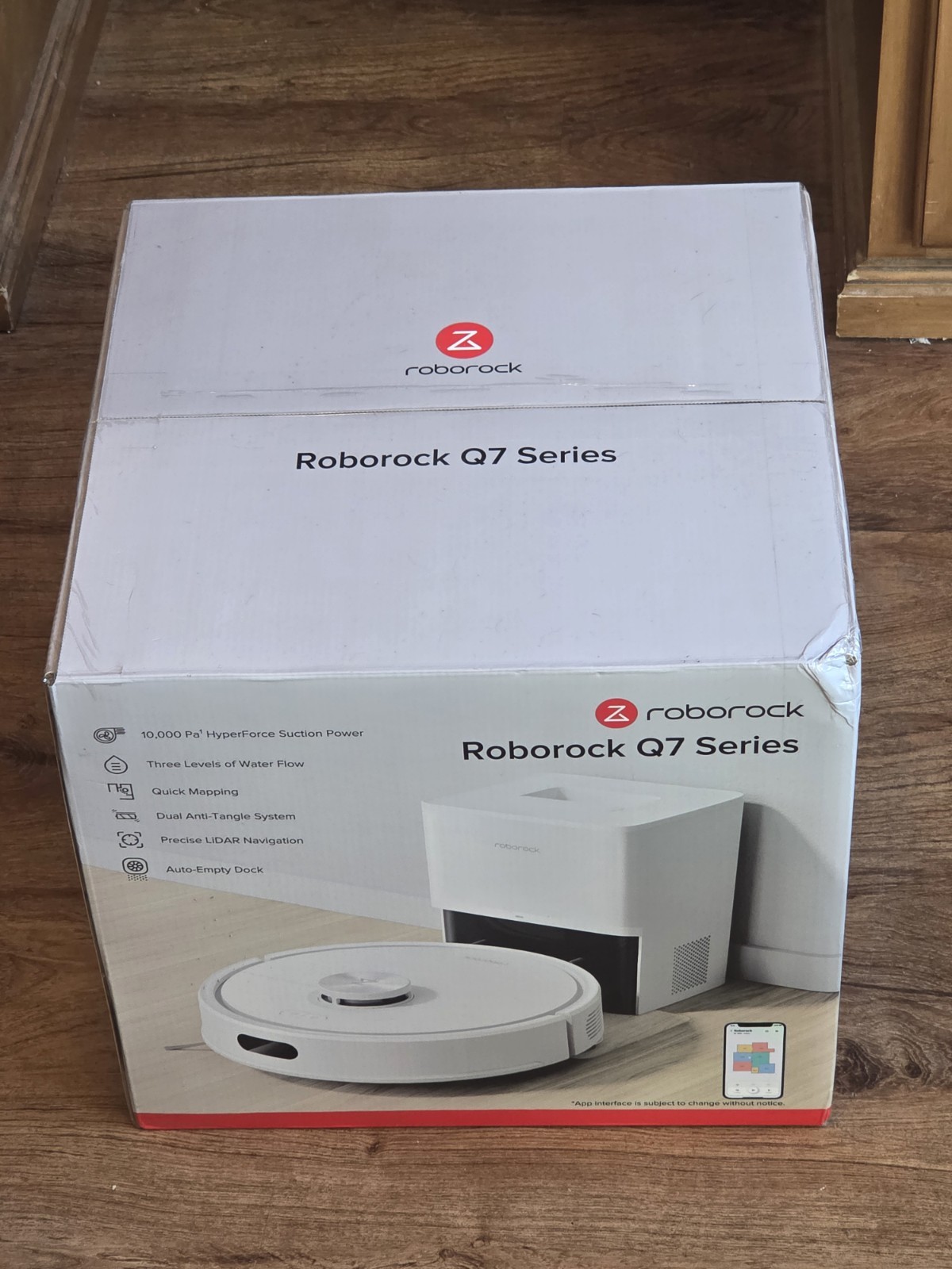 Roborock Q7 M5+ Self-Empty Robot Vacuum Cleaner & Mop, 10000Pa, Dual Anti-Tangle gallery