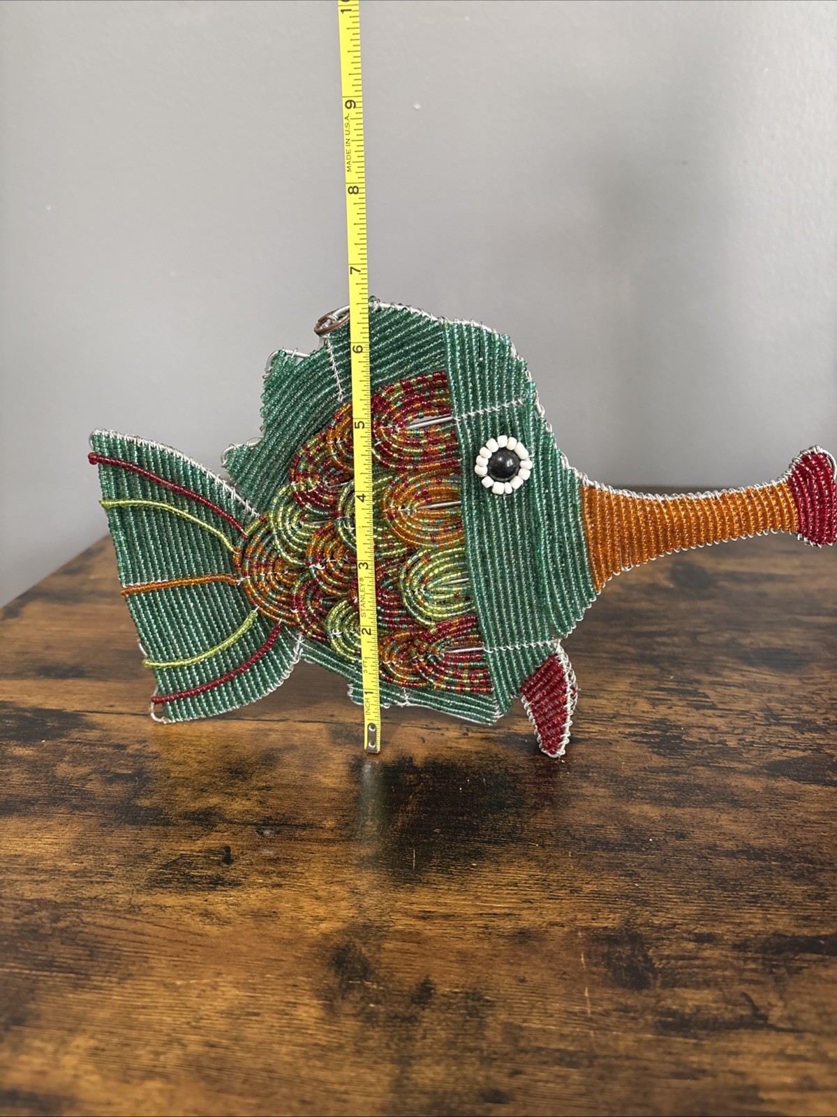 2015 BEADWORX BUTTON NOSE FISH GLASS & ACRYLIC BEADS APRX 7”H X 11”L gallery