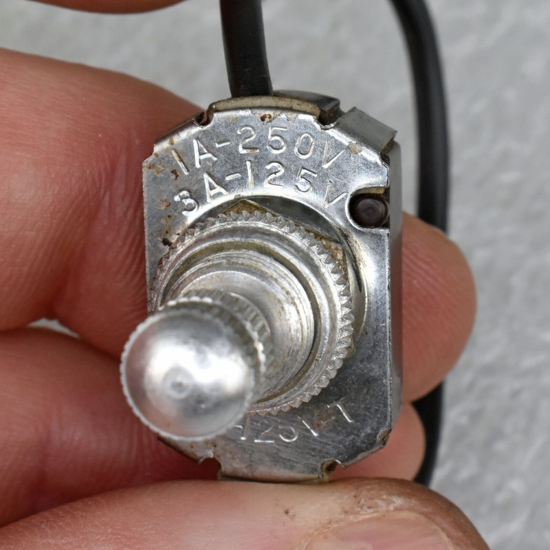 Vintage Eagle USA Single Pole Canopy Rotary Switch Metal Turn Knob 125/250V gallery