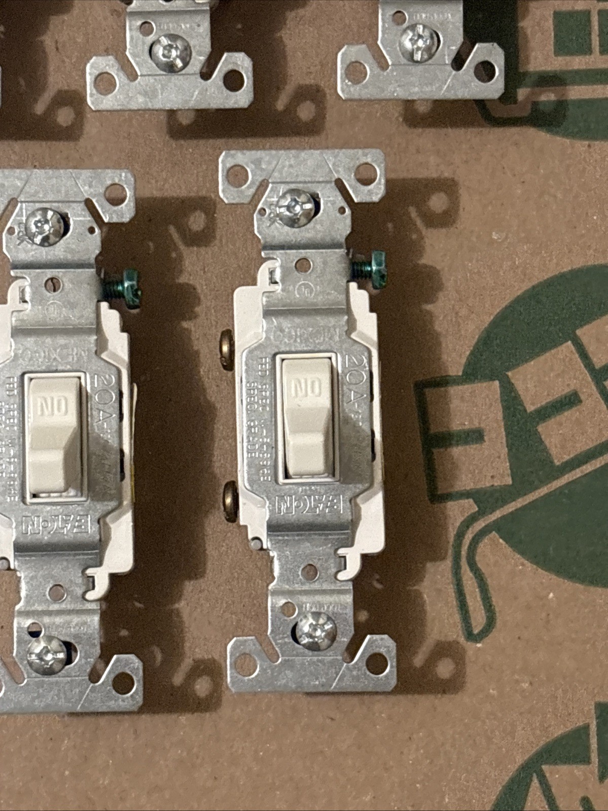 Eaton White COMMERCIAL Single Pole ON/OFF Toggle Light Switches 20A CS120W Lot 5 gallery